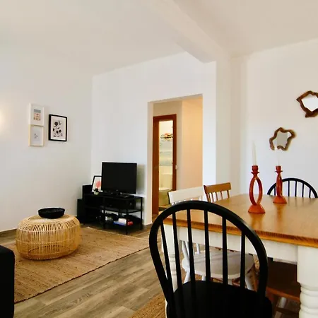 By Homing Apartment *