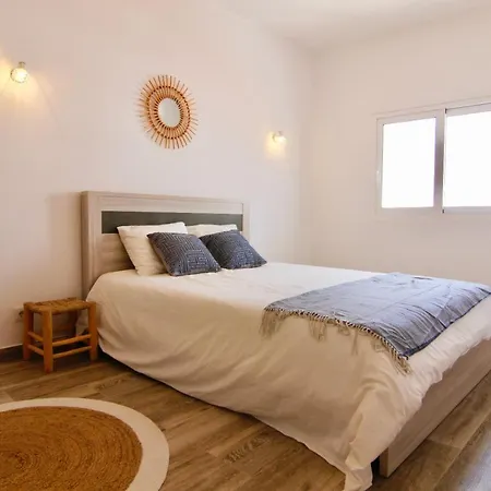 דירה By Homing *